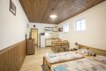 4L Apartmán, kuchyň, koupelna, WC