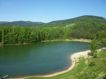 jezero vedle